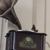 گرامافون با میز|سیستم صوتی خانگی|لنجان, |دیوار