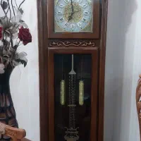 ساعت گنجه ای چوبی سالم