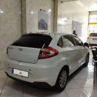 ام وی ام 315 هاچبک