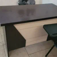 فروش و میز کانتر وکنفرانسی و مدیریتی و کارمندی....