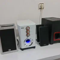 تعدادی اسپیکر و باند