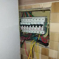 تعمیرات آیفون و برق ساختمان|خدمات پیشه و مهارت|آستارا, |دیوار