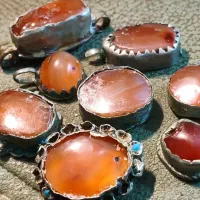 سنگ های عقیق یمنی کهنه و زیر خاکی