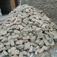 آجر نو و آجردسته دوم  و بلوک و ماسه و ایتال