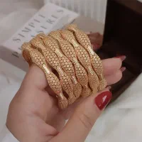 النگو طلا روس