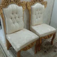 دو عدد صندلی میزبان در حد نو بسیار زیبا
