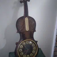 ساعت دیواری قدیمی سالم