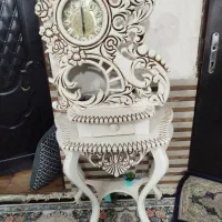 ساعت پایه دار