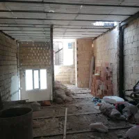 پیمانکار ساختمان با تیم اجرایی/مشهد