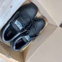 دوجفت کفش کار نوآکبندسایز۴۲