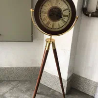 ساعت ایستاده پایهدار (سه پایه )دیاکو اصل