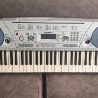 KEYBOARD YAMAHA PSR275