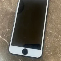 ایفون۸حافظه۶۴ سالم