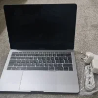 اپل مک بوک پرو 2017|رایانه همراه|مبارکه, |دیوار