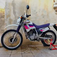 دیگری ax1