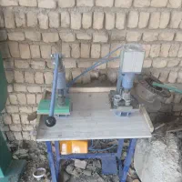 یک عدد اره تیزکنی نو سالم با یک عدد دکمه زن