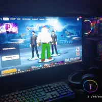 هدست گیمینگ کیفیت استودیویی با RGB