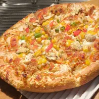 جذب نیروی صندوقدار خانم در فست فود