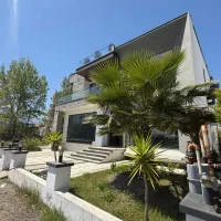 ویلا روف گاردن ۴۲۰متری با مدارک کامل شهرک هکتاری