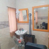 فروش دکوری آرایشگاه وصندلی|آرایشگاه و سالنهای زیبایی|گوراب زرمیخ, |دیوار