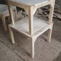 کرسی چوبی