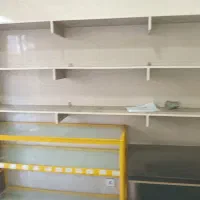 قفسه چوبی مغازه
