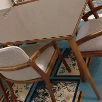 مبلمان همراه غذا خوری