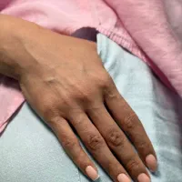 خدمات تخصصی ناخن