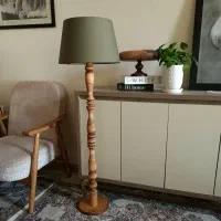 آباژور ایستاده پایه خراطی مدل همیلا