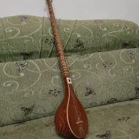 فروش ساز سه‌‌ تار ، با کاسه یک تیکه قدیمی خوش صدا.