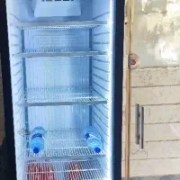 یخچال ویترینی ایستاده