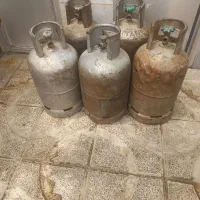 تعداد زیادی کپسول بوتان