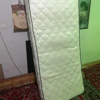 تشک تخت یک نفره دو عدد سالم در حد نو