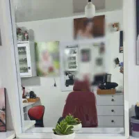 اینه و کشو