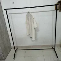 جا لباسی|بندرخت و رخت‌آویز|شیراز, حافظیه|دیوار