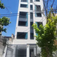 واحد ۱۰۰ متری / موقعیت اداری/ دسترسی به مترو