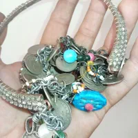 سینه ریز سکه ای قدیمی|جواهرات|اصفهان, باغ دریاچه|دیوار