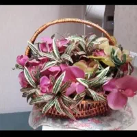 سبد گل مصنوعی