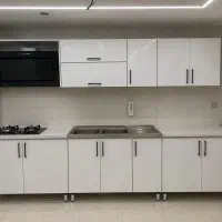 کابینت با بدنه فلزی درب چوبی