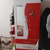 کمد لباس بچه تمیز و نو