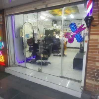 آرایشگر ماهر مردانه