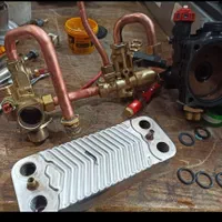 نصب و سرویس تعمیر پکیج ابگرمکن کولر گازی|خدمات پیشه و مهارت|تهران, مشیریه|دیوار