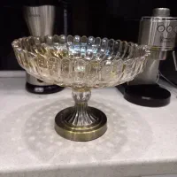 ظرف میوه خوری پایه دار در حد نو