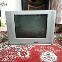 تیوی ۲۱ باکنترل کم کار کرد