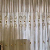 پرده با زیر پرده ای