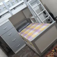 تخت دو طبقه