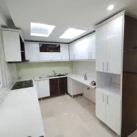 ۱۵۰ متر محمودیه سه خواب ۲ پارکینگ