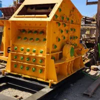 سنگ شکن فک ۵۵×۸۰ و Hs10 اماده بارگیری میباشد|ماشینآلات صنعتی|تهران, سلیمانی|دیوار