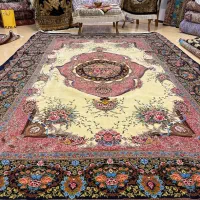 فرش ۹ متری قم چله و گل ابریشم برند