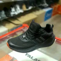 حراج واقعی انواع کفش زیر فاکتور|حراج|سنندج, |دیوار